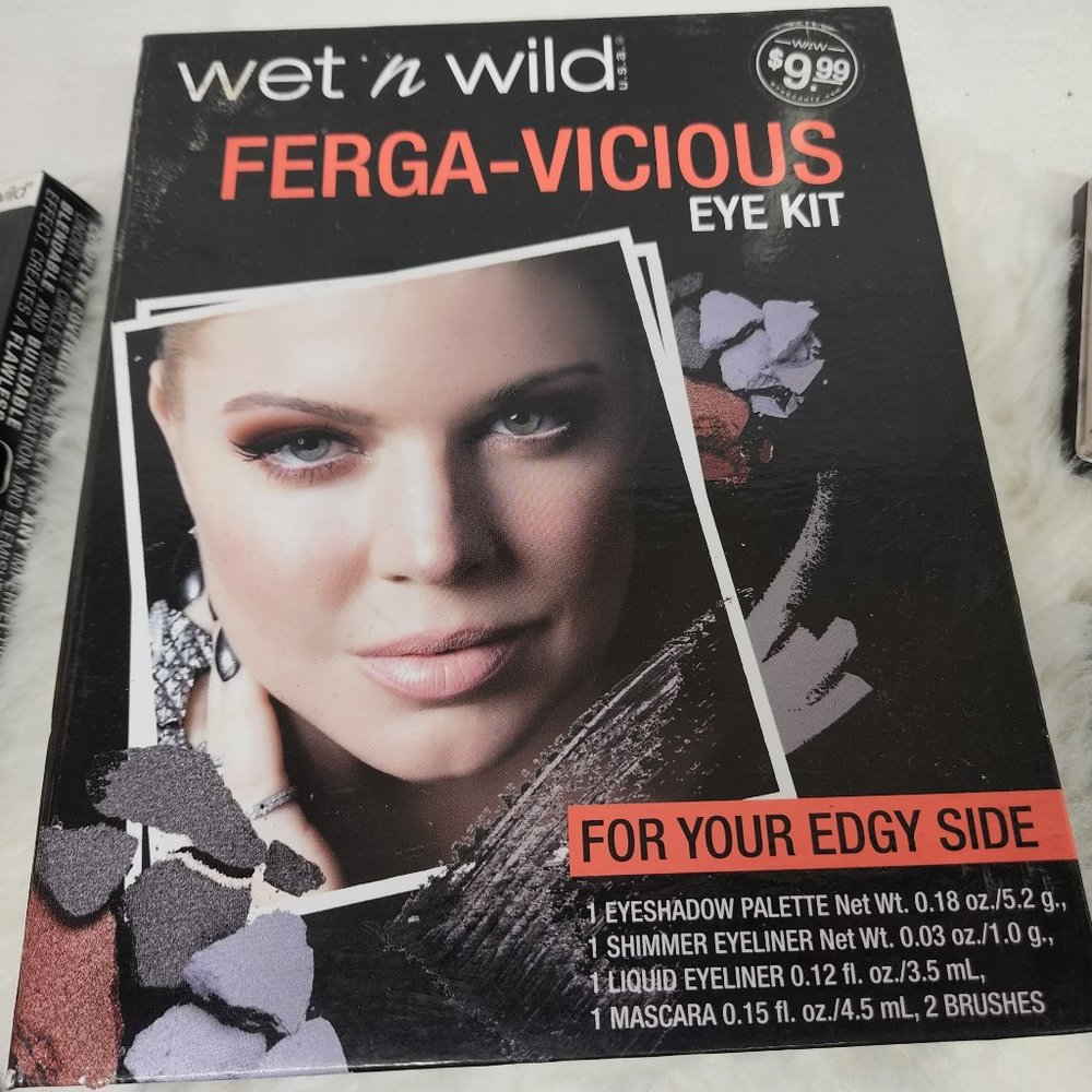 Wet n Wild lot makeup eyeshadow - Picture 3 of 5